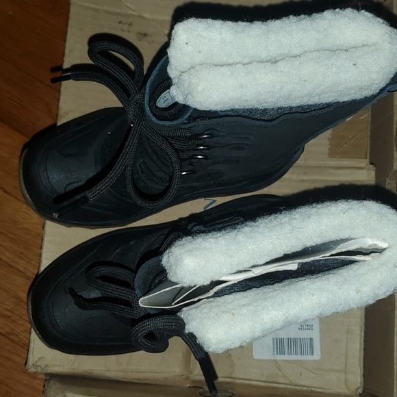 Land's End winter boots - Picture 6 of 7